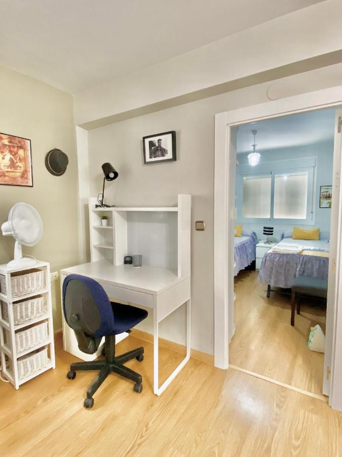 Apartamento Con Parking Gratis En El Centro, 2 Dormitorios Almería Exterior photo
