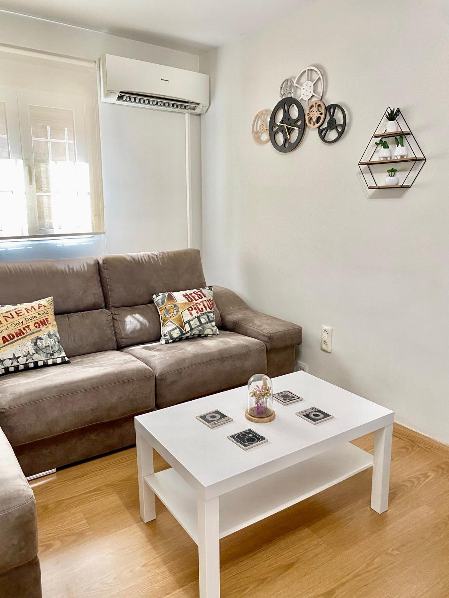 Apartamento Con Parking Gratis En El Centro, 2 Dormitorios Almería Exterior photo